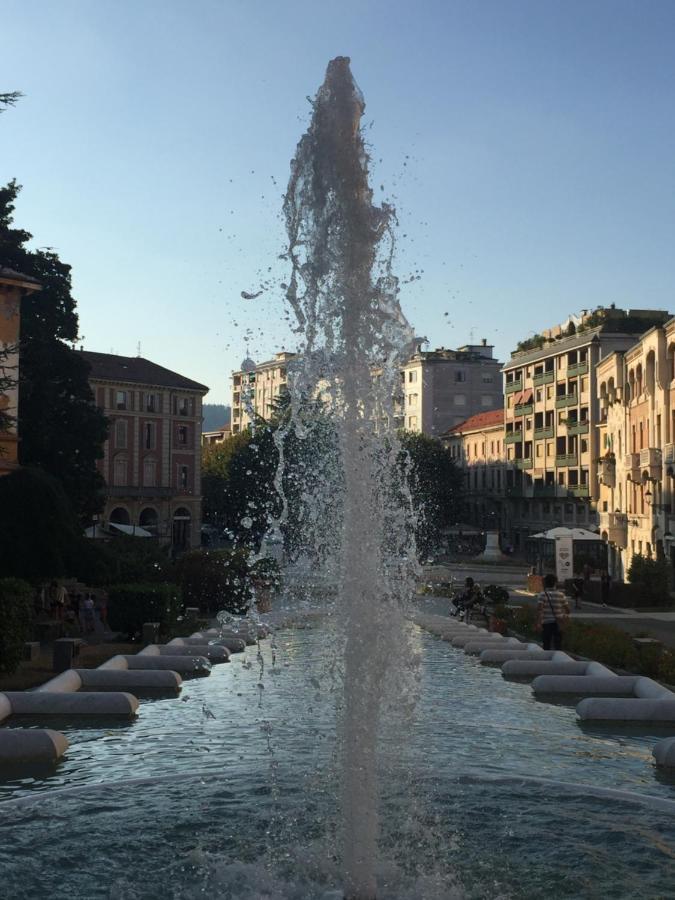 Appartamento Lella Zona Terme Centro E Vicino Habilita-Villa Igea 阿奎泰尔梅 外观 照片